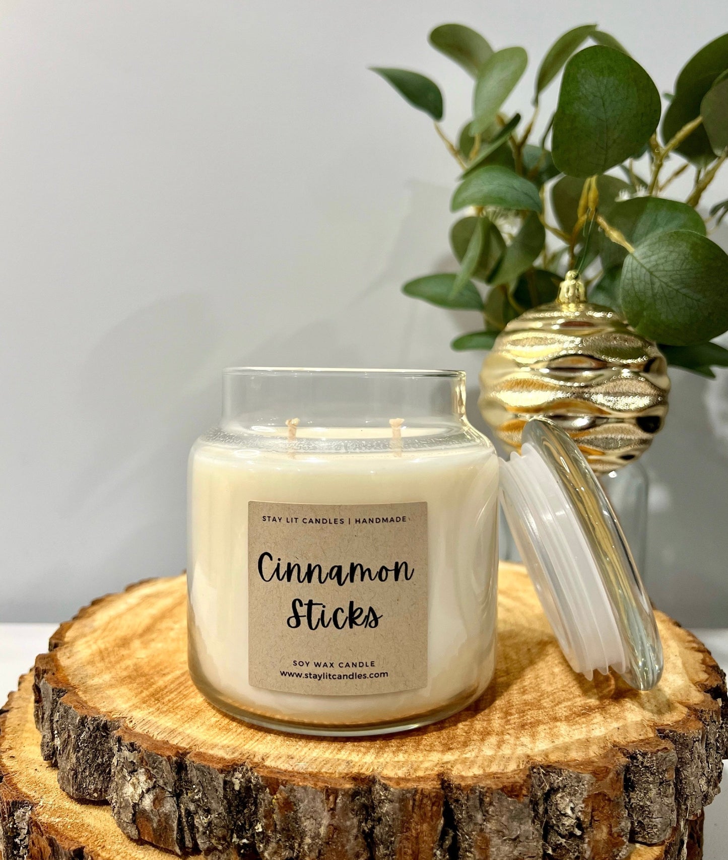 22oz | Holiday Soy Candle